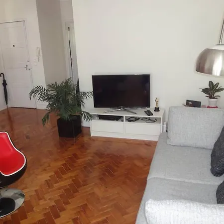 Lisbon Centre - Av Roma - Quiet And Close To All Apartamento Lisboa