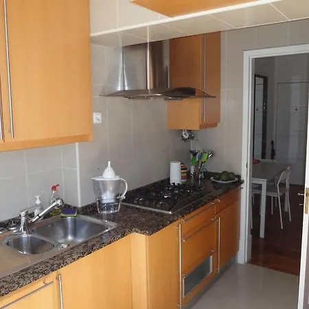 Apartamento Lisbon Centre - Av Roma - Quiet And Close To All